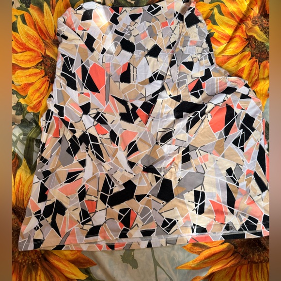 Alfred Dunner Geometric Print Top - Black, Beige, Coral - Picture 3 of 3